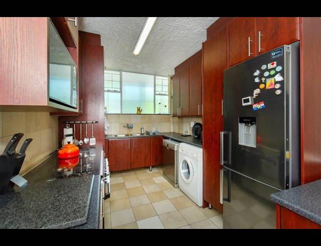 2 BEDROOM APARTMENT FOR SALE IN BEDFORD GARDENS